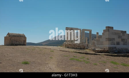 Ruines du temple de Demeter à l'extérieur du village / ville de Sangri, sur l'île de Naxos, partie des îles Cyclades, Banque D'Images