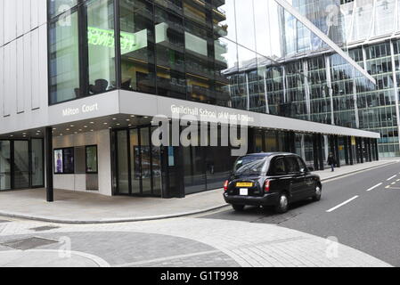 Extension de la Cour de Milton Guildhall School of Music and Drama, Barbican, Londres, Royaume-Uni. La Guildhall School of Music & Drama est sur Banque D'Images