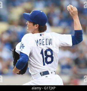 Los Angeles, Californie, USA. 16 mai, 2016. Kenta Maeda (MLB) Dodgers : Kenta Maeda des emplacements des Dodgers de Los Angeles en ligue majeure de baseball pendant les match contre les Los Angeles Angels of Anaheim au Dodger Stadium à Los Angeles, California, United States . © AFLO/Alamy Live News Banque D'Images