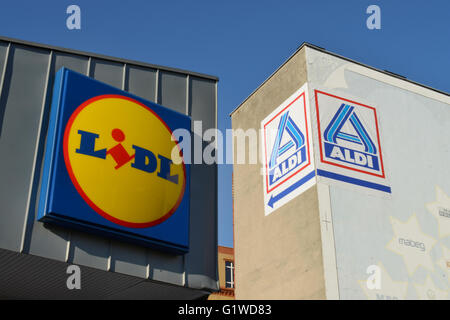 Lidl, Aldi Kreuzbergstrasse, Kreuzberg, Berlin, Deutschland Banque D'Images