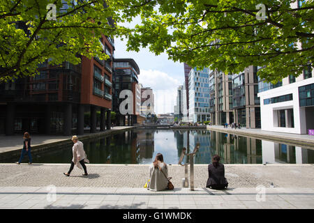 Merchant Square, waterside garden square au coeur de Paddington, Londres, Angleterre, Royaume-Uni Banque D'Images