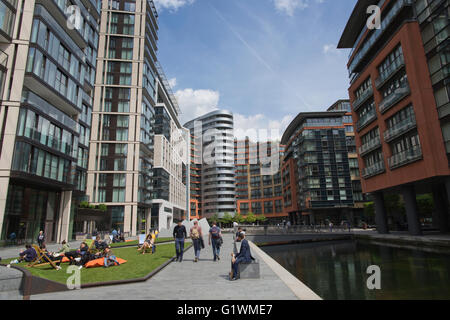 Merchant Square, waterside garden square au coeur de Paddington, Londres, Angleterre, Royaume-Uni Banque D'Images