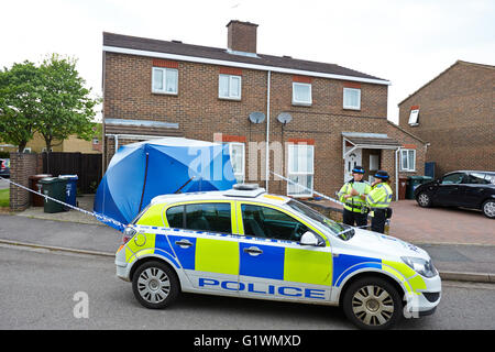 La scène à l'extérieur d'une chambre à Bicester où une fillette de deux ans a été retrouvé mort Banque D'Images