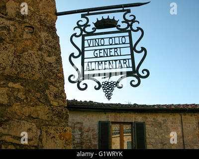 Vieux à Borgo San Felice Winery and hotel, Castelnuovo Berardenga (Toscane) Banque D'Images