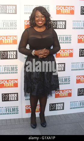 14 avril 2016 - Ellen Thomas assistant à Golden Years UK Film Premiere à Odéon, Tottenham Court Road à Londres, au Royaume-Uni. Banque D'Images