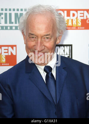 14 avril 2016 - Simon Callow assistant à Golden Years UK Film Premiere à Odéon, Tottenham Court Road à Londres, au Royaume-Uni. Banque D'Images