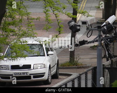 Londres, Royaume-Uni. 20 mai, 2016. Alerte à la bombe : studios ITV Southbank et théâtre National évacués. Véhicule suspect trouvés à Londres Banque D'Images