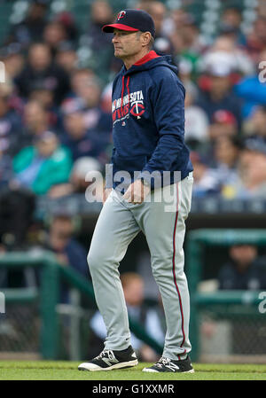 Detroit, Michigan, USA. 16 mai, 2016. Twins du Minnesota manager Paul Molitor, au cours de l'action jeu MLB entre les Twins du Minnesota et les Tigers de Detroit à Comerica Park à Detroit, Michigan. Les Tigres défait les jumeaux 10-8. John Mersits/CSM/Alamy Live News Banque D'Images