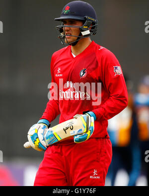 Old Trafford, Manchester, Royaume-Uni. 21 mai, 2016. T20 Natwest Blast. Par rapport à la foudre Lancashire Derbyshire Falcons. Lancashire Lightning all-rounder Liam Livingstone. Credit : Action Plus Sport/Alamy Live News Banque D'Images