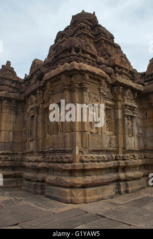 Dev-koshthas à piliers de la rive sud mukha mandapa représentant des figures de Shiva, Mallikarjuna Temple, Temple Pattadakal Pattadakal, complexes, au Karnataka Banque D'Images