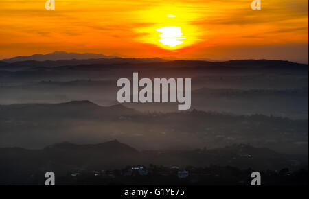 Coucher de soleil sur Hollywood Hills, Los Angeles, Los Angeles County, Californie, USA Banque D'Images