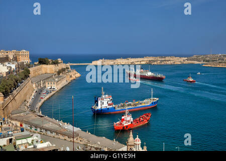 Les navires dans le port, La Valette, Malte, Europe Banque D'Images