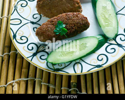 Le Kuru Kofte. boulettes turques traditionnelles Koftes Banque D'Images