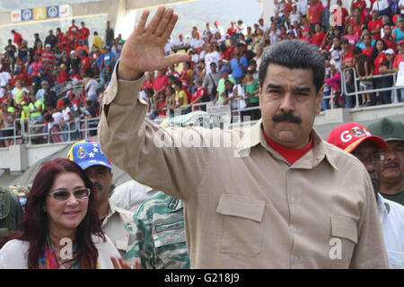 Vargas, Venezuela. 21 mai, 2016. Photo fournie par la Présidence du Venezuela montre le président vénézuélien Nicolas Maduro participant à l'indépendance de l'exercice 2016 dans l'État de Vargas, au Venezuela, le 21 mai 2016. © Présidence du Venezuela/Xinhua/Alamy Live News Banque D'Images