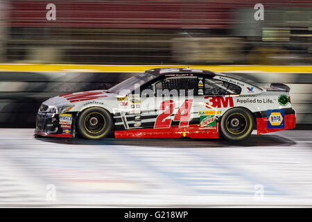 Concord, Caroline du Nord, l'Espagne. 21 mai, 2016. Pilote de NASCAR Chase ELLIOTT # 24 au cours de la NASCAR Sprint Cup Series All-Star Race le samedi 21 mai 2016 au Charlotte Motor Speedway à Concord, NC. Credit : Cal Sport Media/Alamy Live News Banque D'Images