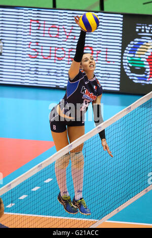 Tokyo Metropolitan Gymnasium, Tokyo, Japon. 22 mai, 2016. Alessia Gennari (ITA), 22 mai 2016 - Volley-ball : Women's Volleyball World final pour la qualification aux Jeux Olympiques de Rio de Janeiro 2016 match entre l'Italie 3-0 Kazakhstan à Tokyo Metropolitan Gymnasium, Tokyo, Japon. © YUTAKA/AFLO SPORT/Alamy Live News Banque D'Images