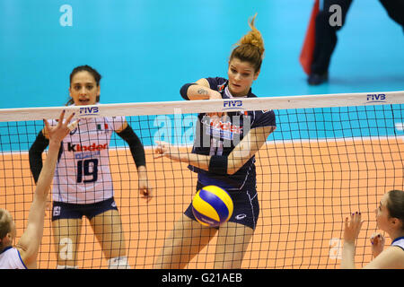 Tokyo Metropolitan Gymnasium, Tokyo, Japon. 22 mai, 2016. Cristina Chirichella (ITA), 22 mai 2016 - Volley-ball : Women's Volleyball World final pour la qualification aux Jeux Olympiques de Rio de Janeiro 2016 match entre l'Italie 3-0 Kazakhstan à Tokyo Metropolitan Gymnasium, Tokyo, Japon. © YUTAKA/AFLO SPORT/Alamy Live News Banque D'Images