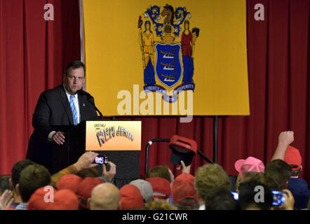 Lawrenceville, New Jersey, USA. 19 mai, 2016. Présomption de Donald Trump candidat GOP assiste à un 19 mai, 2016 Activité de financement avec NJ Gov. CHRIS CHRISTIE à Lawrenceville National Guard Armory dans Lawrence Township, NJ © Bastiaan Slabbers/ZUMA/Alamy Fil Live News Banque D'Images