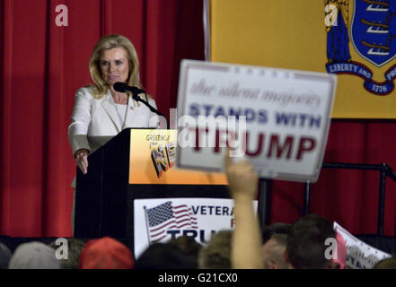 Lawrenceville, New Jersey, USA. 19 mai, 2016. Présomption de Donald Trump candidat GOP assiste à un 19 mai, 2016 Activité de financement avec NJ Gov. Chris Christie à Lawrenceville National Guard Armory dans Lawrence Township, NJ © Bastiaan Slabbers/ZUMA/Alamy Fil Live News Banque D'Images