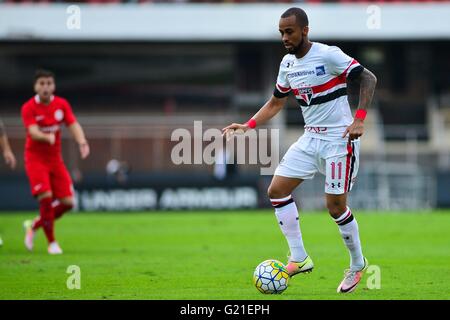 SAO PAULO, BRÉSIL - 05/22/2016 : SAO PAULO X Wesley à l'échelle internationale S ?o Paulo pendant le match entre S ?o Paulo contre l'Internacional, la première manche du Championnat 2016, qui a eu lieu à l'Estadio Cicero Pompeu de Toledo, connu sous le nom de Morumbi Stadium, dans la zone sud de. (Photo : Mauricio Rummens / FotoArena) Banque D'Images