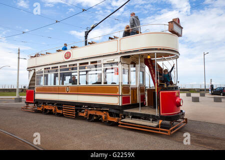 Marton Box 31 Tram, fylde Coast, tramway, trolleybus d'antan, trolleybus; Chemins de fer et trams conservés date de 1901. Tours touristiques en tramway d'époque ou sur la promenade de Blackpool South Shore, Blackpool, Lancashire, Royaume-Uni Banque D'Images