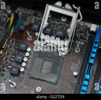 À l'intérieur du pc. Carte mère, processeur et mémoire RAM. Banque D'Images