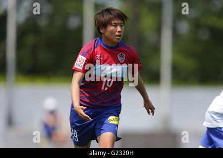 Hikari Takagi (Nojima Stella), le 22 mai 2016 - Football/soccer : Hikari Takagi de Nojima Stella Sagamihara Kanagawa exécute au cours de la ligue Division 2 match Nadeshiko entre Nojima Stella Sagamihara Kanagawa et FC Kibi International University Charme à Hodogaya park terrain de soccer à Kanagawa, Japon © AFLO/Alamy Live News Banque D'Images