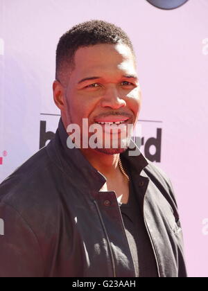 LAS VEGAS, NV - 22 mai : la personnalité de télévision Michael Strahan assiste au Billboard Music Awards 2016 à T-Mobile Arena le 22 mai 2016 à Las Vegas, Nevada. | Verwendung weltweit Banque D'Images