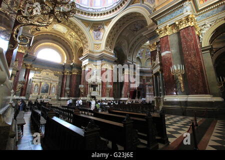 À l'intérieur, Saint Stephen's Basilica, Budapest, Hongrie Banque D'Images