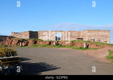 Ruines du château de Dunbar Central East Lothian en Écosse Banque D'Images