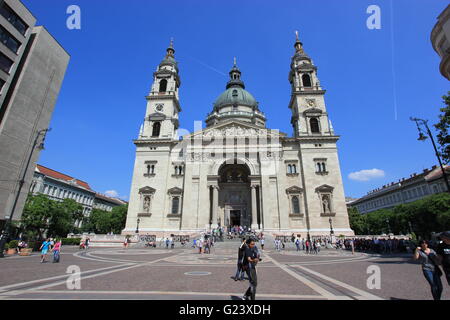 Un mariage, Saint Stephen's Basilica, Budapest, Hongrie Banque D'Images