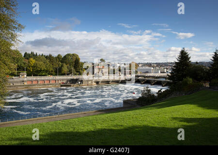 Hiram M. Chittenden Locks et évacuateur à Seattle, Washington Banque D'Images