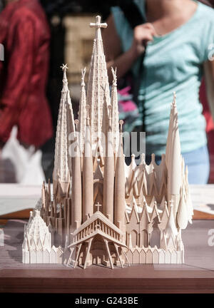 Modèle imprimé en 3D montrant l'achevé Sagrada Familia, Barcelone, Catalogne, Espagne. Banque D'Images