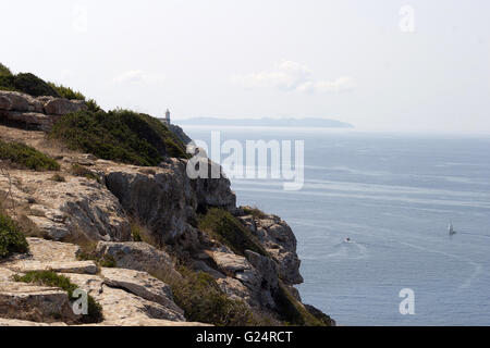 Une belle falaise avec la vue sur la mer, Palma de Majorque, Palma de Maiorca, littoral, mer, tourisme, voyages, vacances Banque D'Images