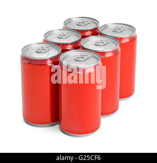 Pack de six canettes de soda rouge avec copie espace isolé sur fond blanc. Banque D'Images