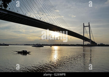 Deuxième Hooghly Bridge au coucher du soleil, Kolkata, West Bengal, India Banque D'Images