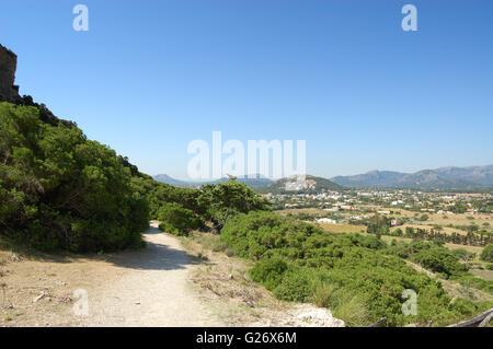 Chemin près de Porto Pollensa un bon sentier de randonnée à Mallorca Banque D'Images