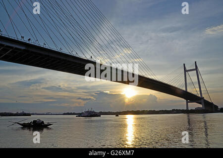 Deuxième Hooghly Bridge au coucher du soleil, Kolkata, West Bengal, India Banque D'Images