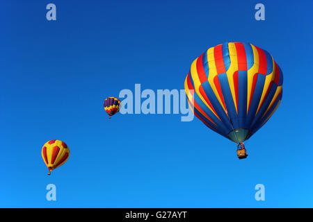 Trois ballons lancer depuis le balloon rally, dans Prosser Washington. Banque D'Images