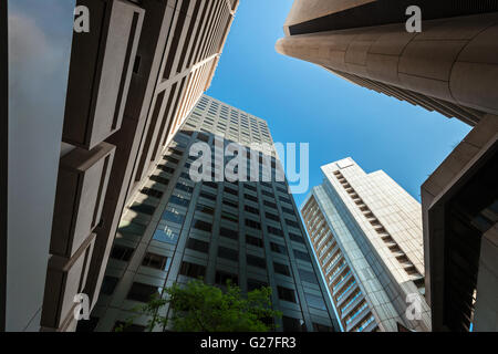 Vue vers le haut des immeubles de bureaux au Adelaide CBD Banque D'Images