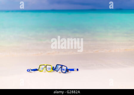 L'équipement pour la plongée libre, beach background concept. Banque D'Images