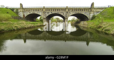 Vue aérienne, ancien ride, la construction d'un pont, de l'eau pont sur la lèvre, canal désaffecté, Lippeauen flux flux Lippe, conservation, Banque D'Images