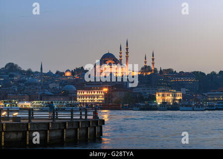 La Mosquée de Suleymaniye est une mosquée impériale ottomane située sur la troisième colline d'Istanbul, Turquie Banque D'Images