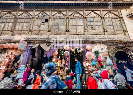 Boutiques sur la place Kathmandu Durbar, Népal. Banque D'Images