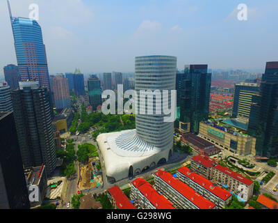 Shanghai, Shanghai, CHN. 25 mai, 2016. Shanghai, Chine - le 23 mai 2016 : (usage éditorial uniquement. Hors de la Chine), un centre de Xuanwumen - bâtiment en forme de botte à Shanghai est populaire sur l'Internet. © SIPA Asie/ZUMA/Alamy Fil Live News Banque D'Images