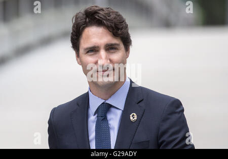 Le Japon, d'Ise-Shima. 26 mai, 2016. Premier ministre du Canada à l'arrivée de Justin Trudeau le jardin du sanctuaire d'Ise au Japon, d'Ise-Shima, 26 mai 2016. Les chefs de gouvernement du G7 se réunissent à l'état d'un sommet d'Ise-Shima. PHOTO : MICHAEL KAPPELER/dpa/Alamy Live News Banque D'Images