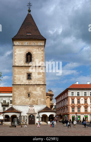 La tour urbain sur la place principale, Kosice, Slovaquie Banque D'Images