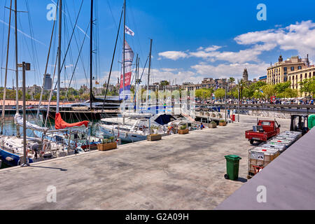 Port Vell est un port de mer à Barcelone, Catalogne, Espagne, et une partie du Port de Barcelone. Banque D'Images