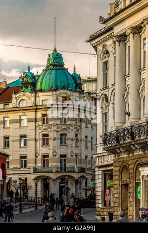 | Slovénie Ljubljana Presernov trg - Aperçu dans Grand Hotel Union Executive ( Art Nuveau ) Banque D'Images