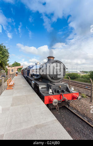 Ex loco GWR 6023 'le roi Édouard II' conservé au Didcot Railway Centre, Oxfordshire, England, UK Banque D'Images